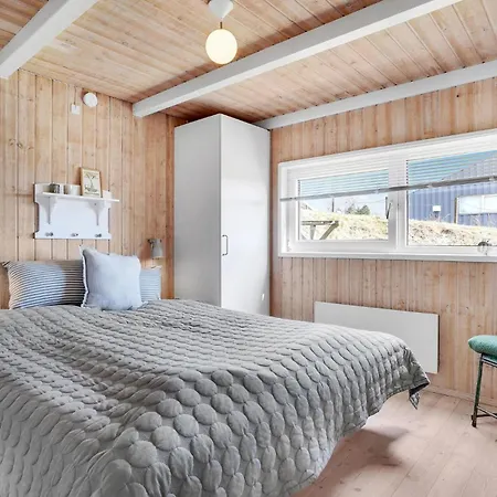 Four-bedroom In Tatil Evi
