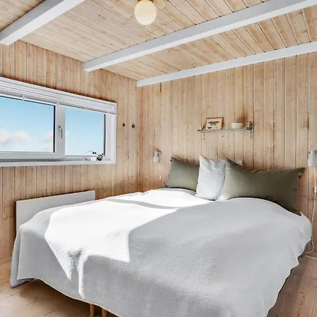 Four-bedroom In Ebeltoft
